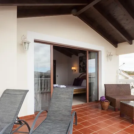 Pensjonat The Fit Retreat Lajares