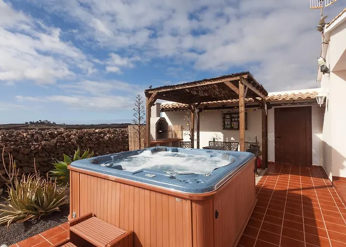 The Fit Retreat Pensjonat Lajares